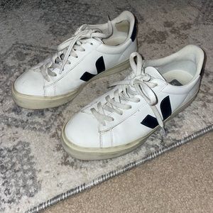 Veja Sneakers